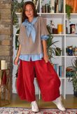 Bateau Needlecord 7/8 Barrel Culotte Pant Morello